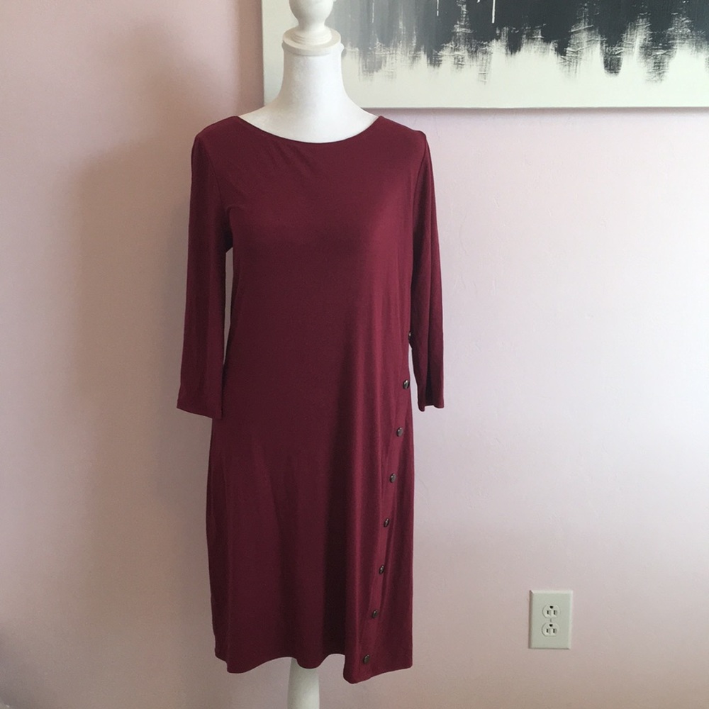24. NWT White House Black Market dress